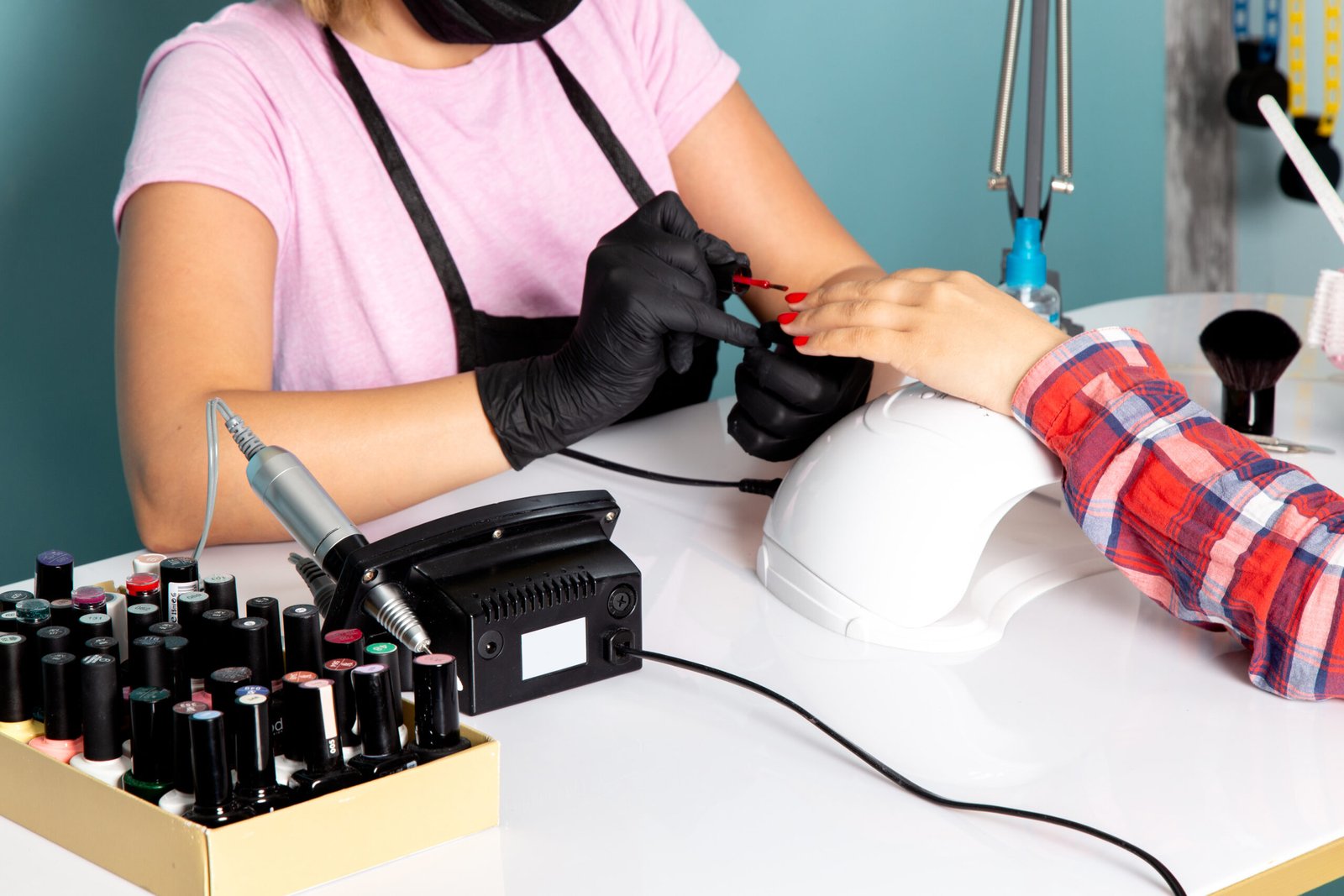 How Do I Become a Nail Tech? Expert Tips & Steps